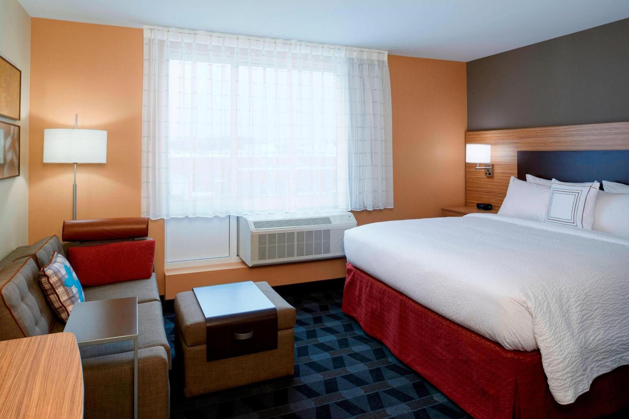 Towneplace Suites By Marriott Grand Rapids Airport Cascade Ngoại thất bức ảnh