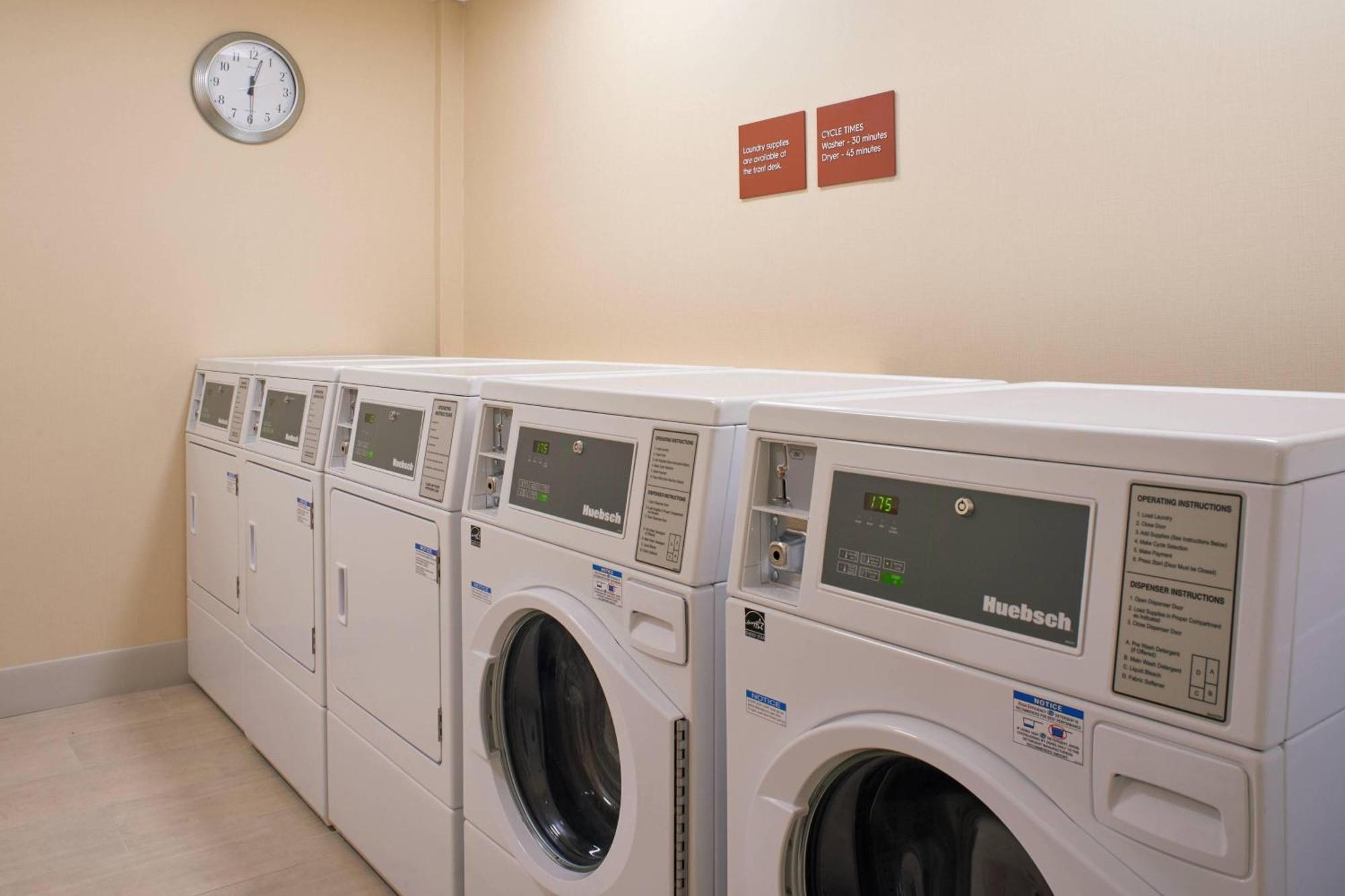 Towneplace Suites By Marriott Grand Rapids Airport Cascade Ngoại thất bức ảnh